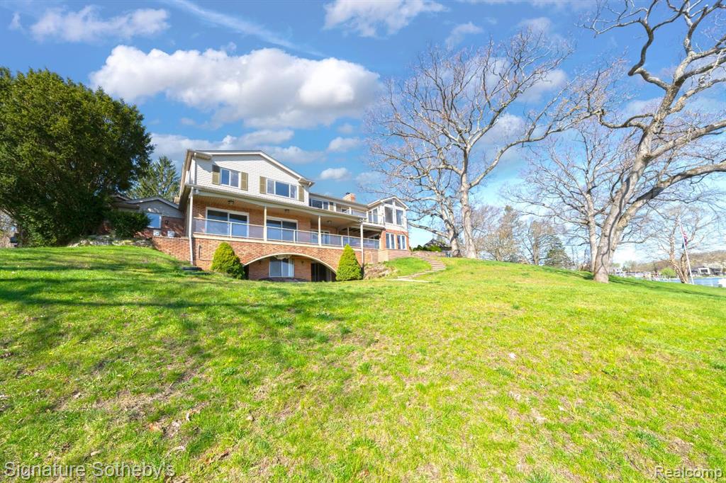 2224 LAKE ANGELUS Shores, Lake Angelus, MI 48326 — Photo 49
