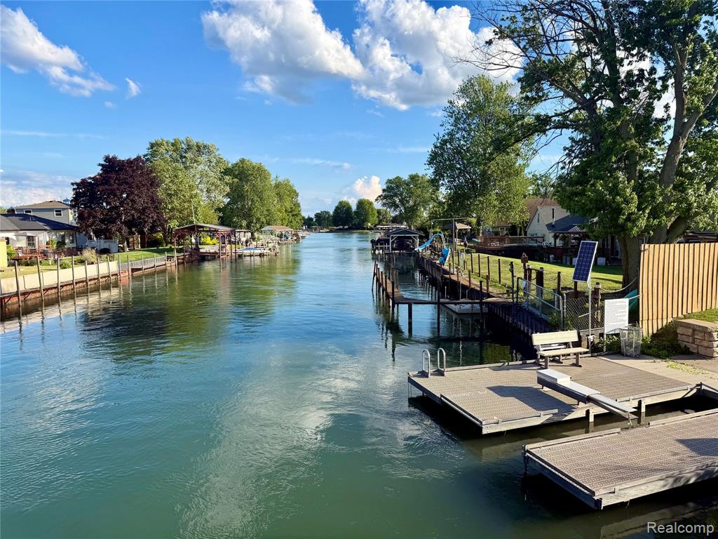 29589 Jefferson Avenue, 15, Gibraltar, MI — Photo 40