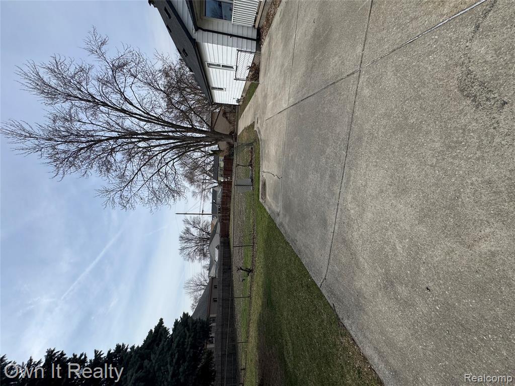 6004 Monroe Boulevard, Taylor, MI 48180 — Photo 3