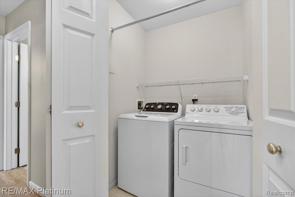 728 Griswold Street, Howell, MI 48843 — Photo 16