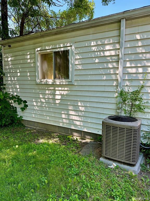 7602 ORCHARD Avenue, Warren, MI 48091 — Photo 15