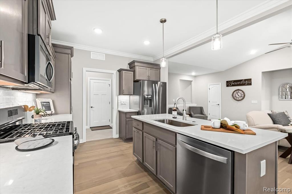 362 Jubilee Drive, Whitmore Lake, MI 48189 — Photo 12