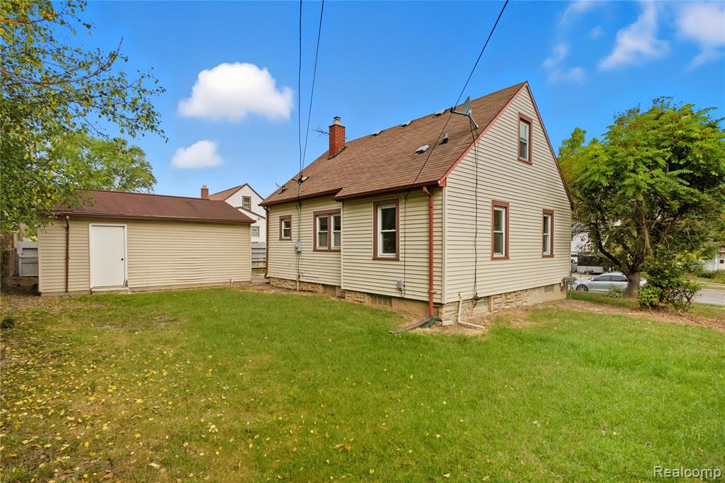 794 Clara Avenue, Pontiac, MI 48340 — Photo 2