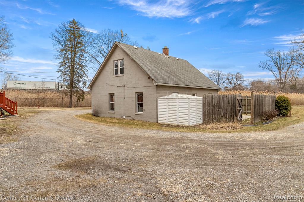 24915 Saint Paul Boulevard, Harrison Township, MI — Photo 3