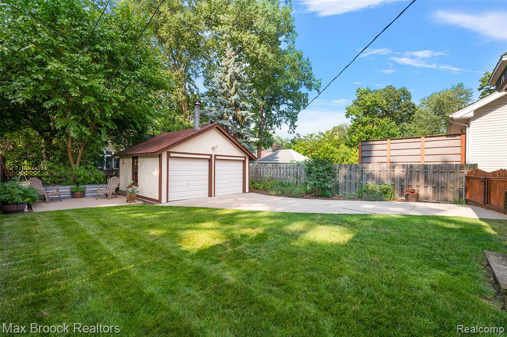 47 Wellesley Drive, Pleasant Ridge, MI — Photo 26