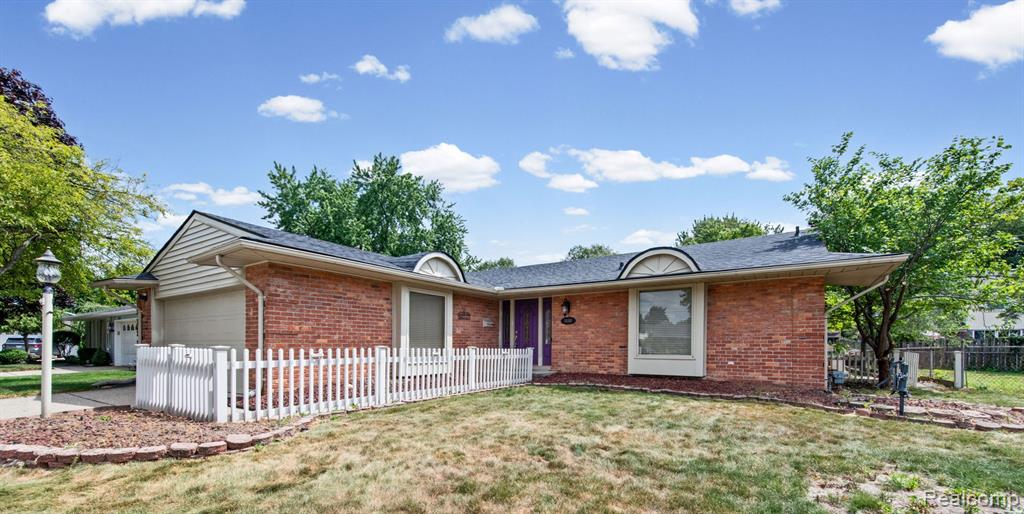 14188 Ramblewood Street, Livonia, MI 48154, Livonia, MI, 48154