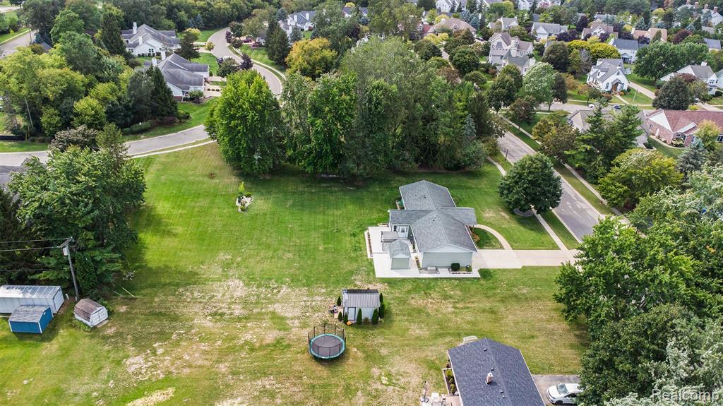 457 Inverness Street, Howell, MI 48843 — Photo 21