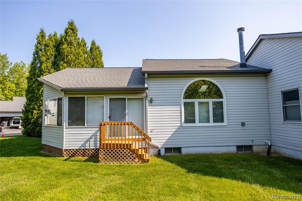 7566 Radcliffe, Brighton, MI 48114 — Photo 6