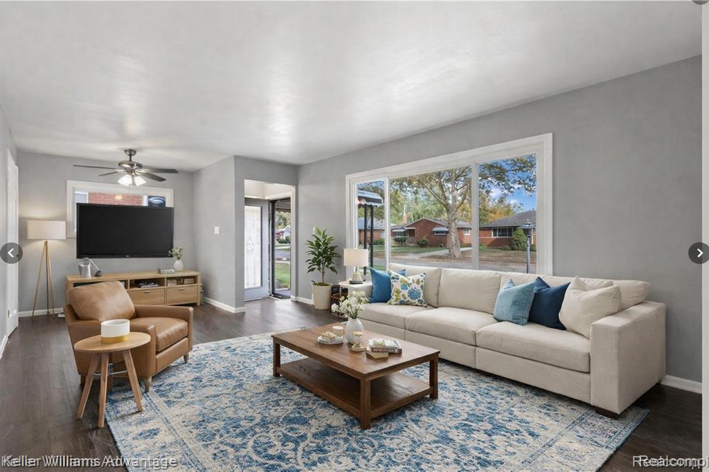21701 Parklawn Street, Oak Park, MI 48237 — Photo 4