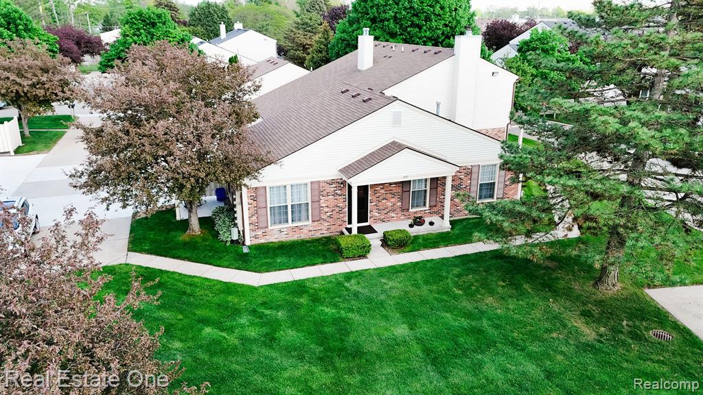 1588 DOVER Hill S, Walled Lake, MI 48390 — Photo 23