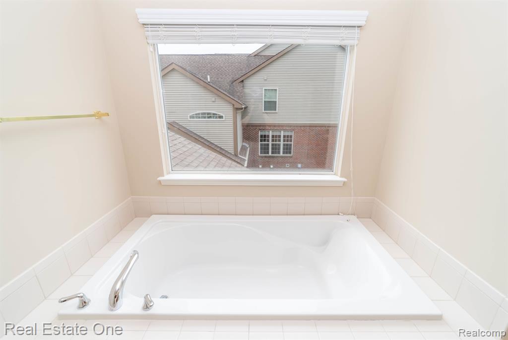 17017 BOULDER Drive, Northville, MI 48168 — Photo 59