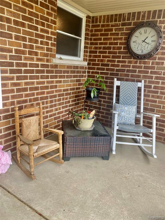 24816 Pamela Street, Flat Rock, MI 48134 — Photo 34