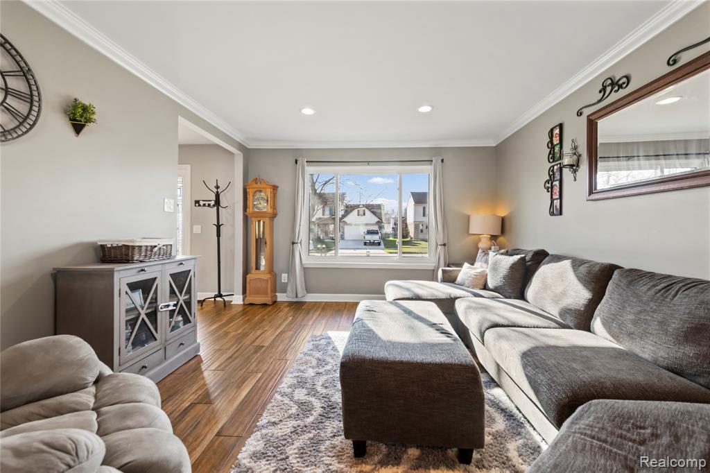 22303 Knollwood Drive, Flat Rock, MI 48134 — Photo 10