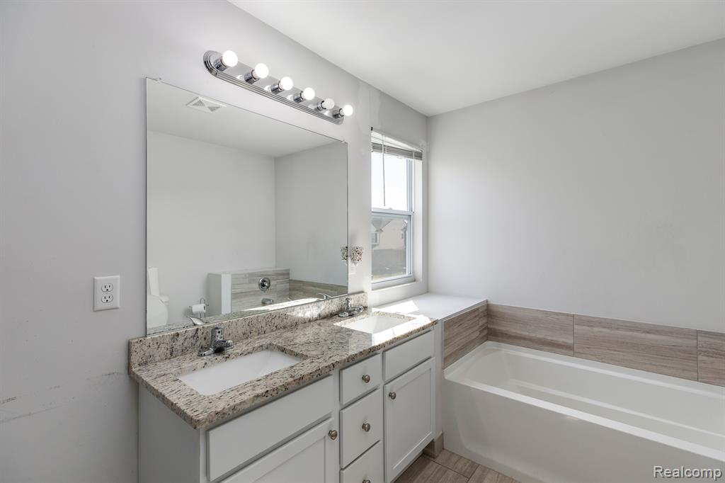 7245 Castell Boulevard, Van Buren, MI 48111 — Photo 15