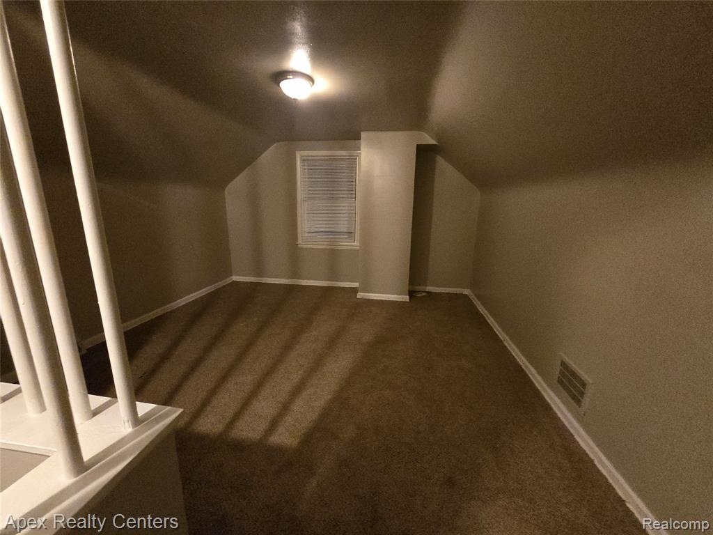 7668 Evergreen Avenue, Detroit, MI 48228 — Photo 15