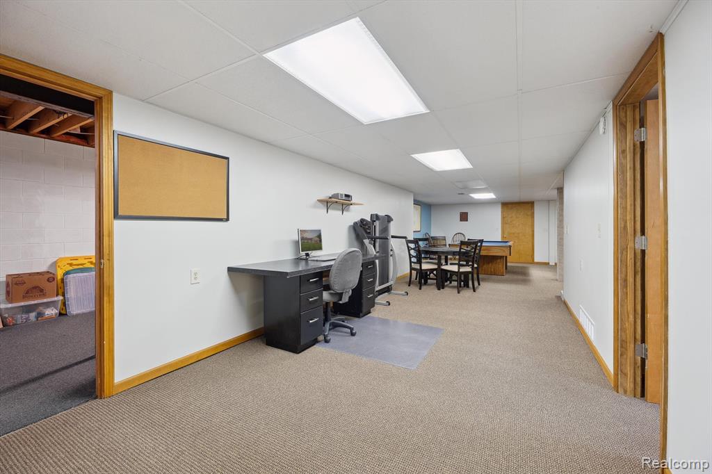 9762 Dickerson Court, South Lyon, MI 48178 — Photo 38
