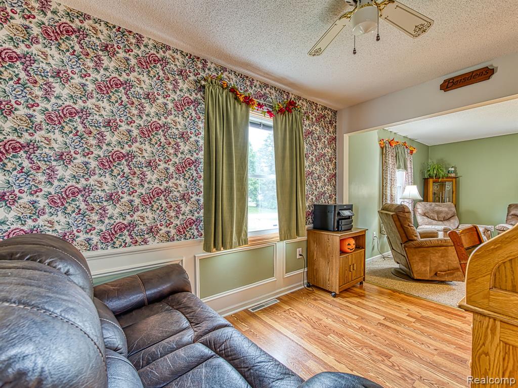 6655 Gove Court N, Tecumseh, MI 49286 — Photo 18