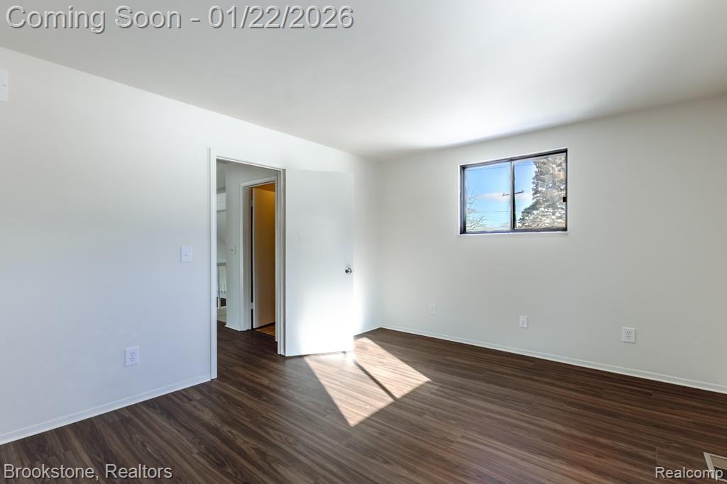 4188 Loch Drive, Highland, MI — Photo 33