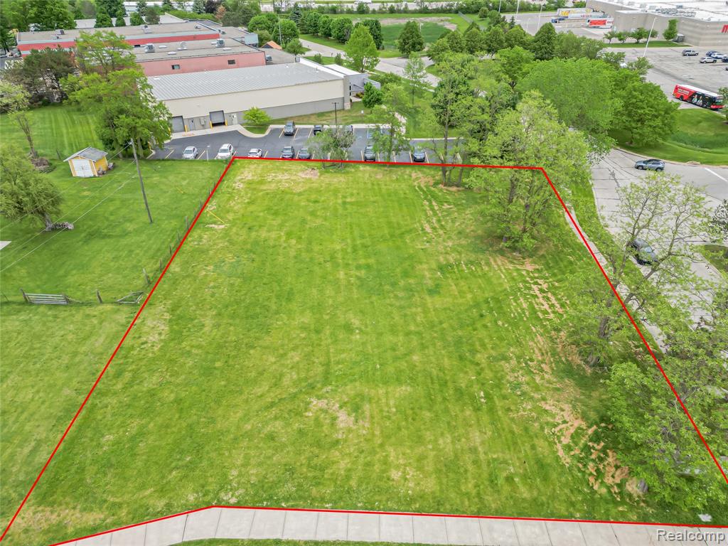 50272 Grand River Avenue, Wixom, MI