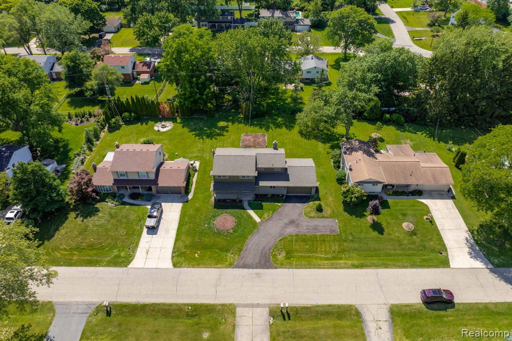 6780 Lee Crest Drive, West Bloomfield, MI — Photo 65