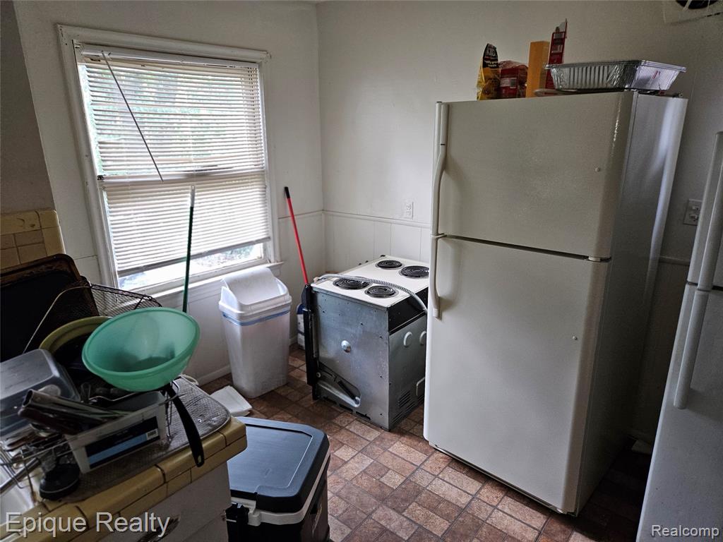 4645 Chatsworth Street, Detroit, MI 48224 — Photo 20