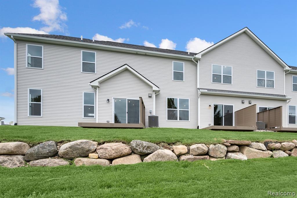 1902 SALT SPRINGS Drive, Saline, MI 48176 — Photo 22