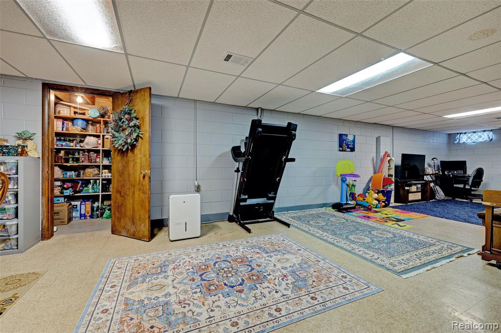 6437 Oriole Drive, Flint, MI 48506 — Photo 29