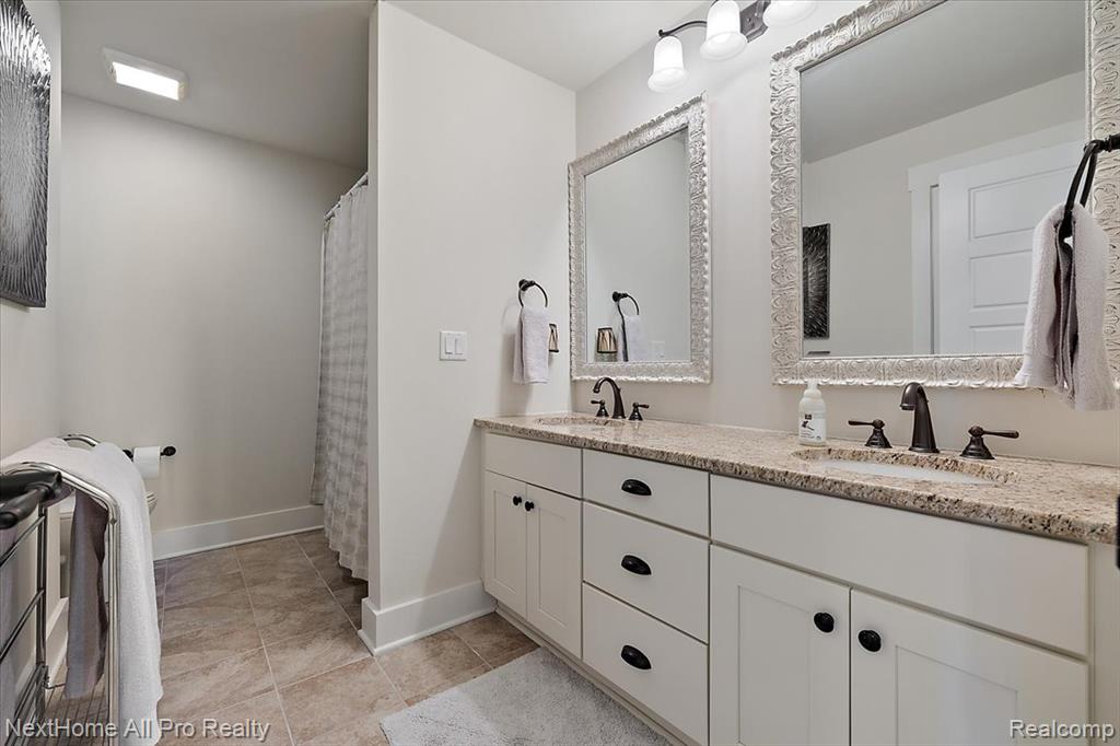 22841 Shepherds Hollow Drive, South Lyon, MI 48178 — Photo 34