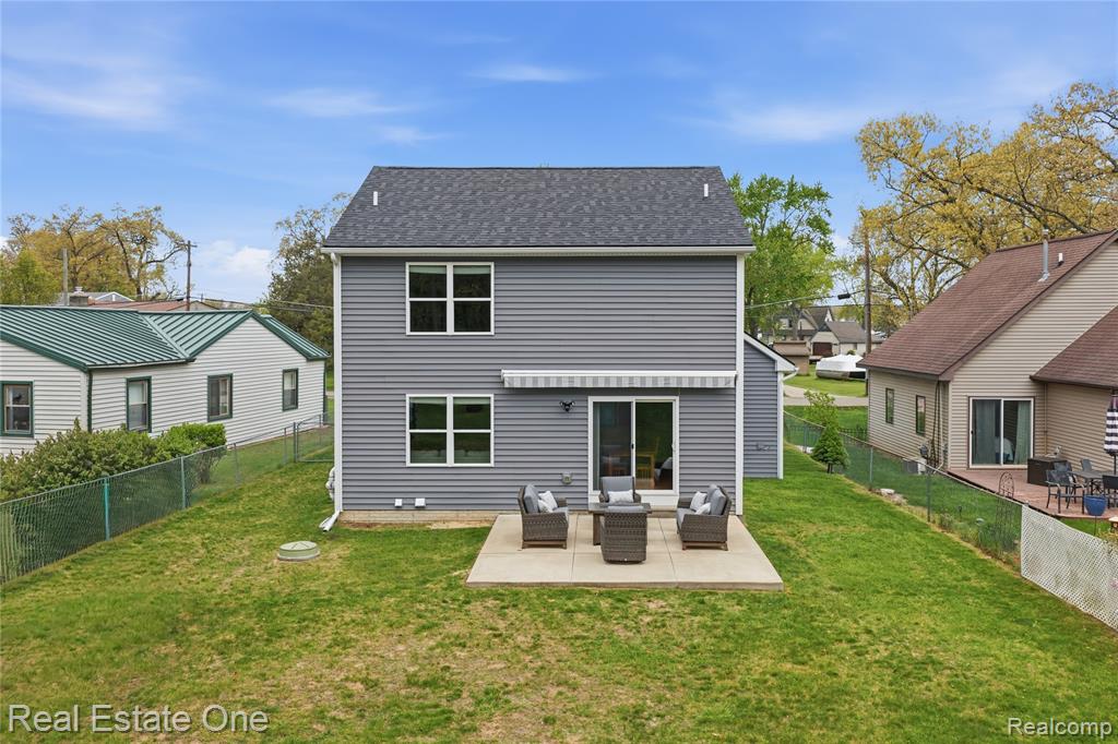 8915 Gittins Street, Commerce Twp, MI 48382 — Photo 27