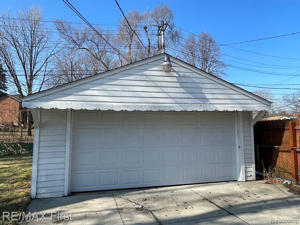 8236 Margaret Street, Taylor, MI 48180 — Photo 15