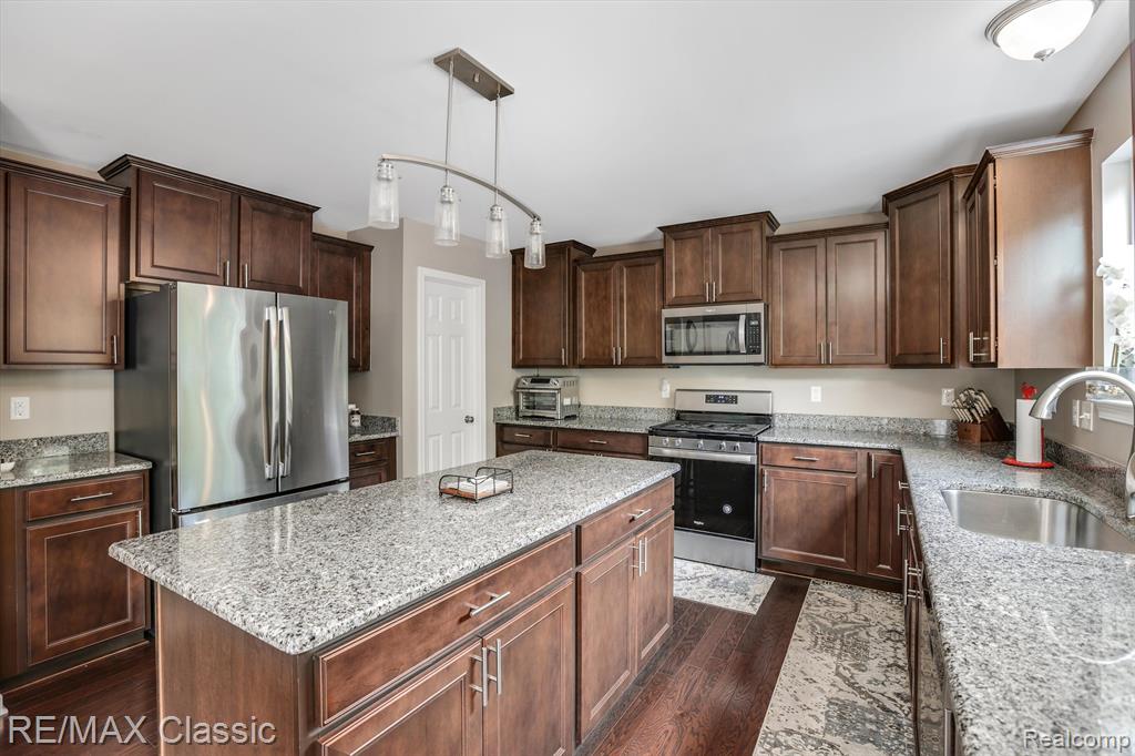 9109 WHITE TAIL, Ypsilanti, MI 48197 — Photo 11