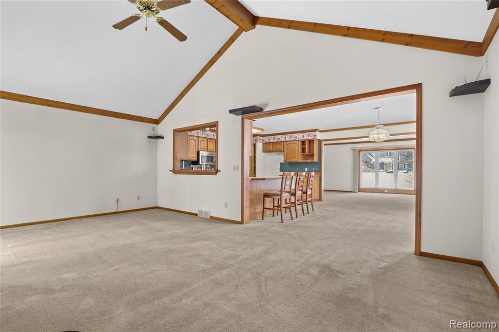 6083 Chatham Court, Grand Blanc, MI 48439 — Photo 16