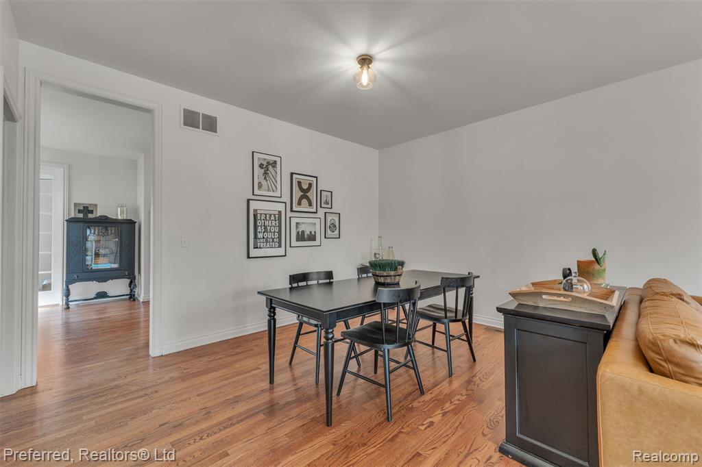 50026 Jackson Lane, Canton, MI 48188 — Photo 10