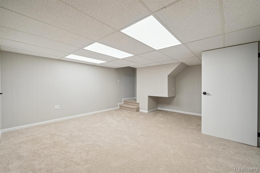 23667 STONEHENGE Boulevard, Novi, MI — Photo 24