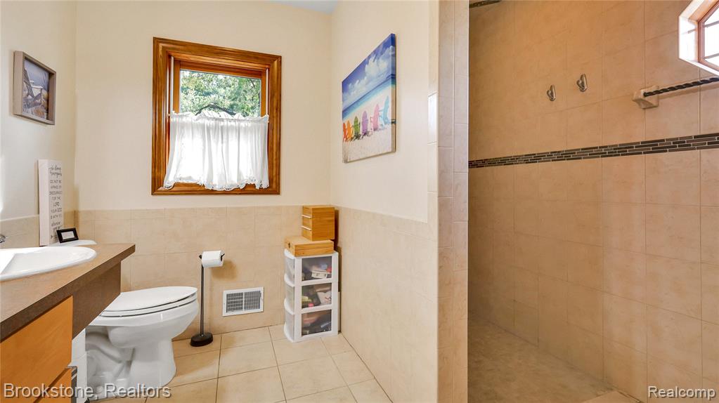 5205 Glengate Road, Rochester, MI 48306 — Photo 15