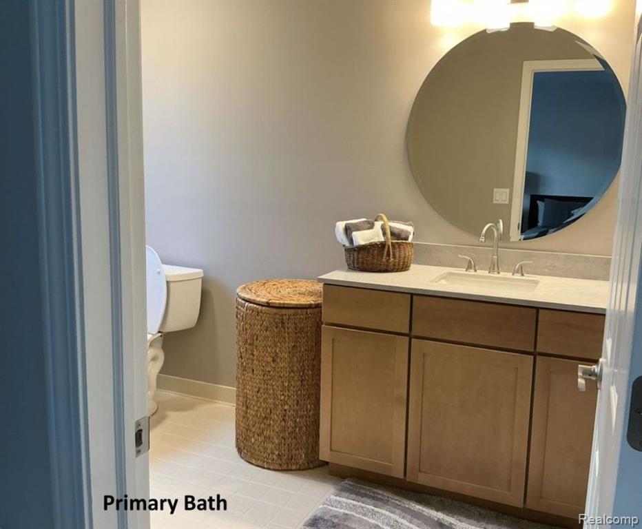 460 Streamview Court, Rochester Hills, MI 48309 — Photo 12