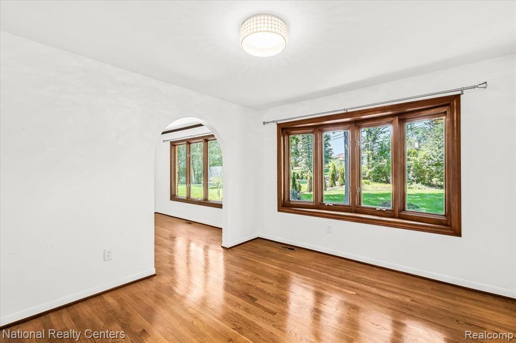 4258 WESTOVER Drive, West Bloomfield, MI 48323 — Photo 21