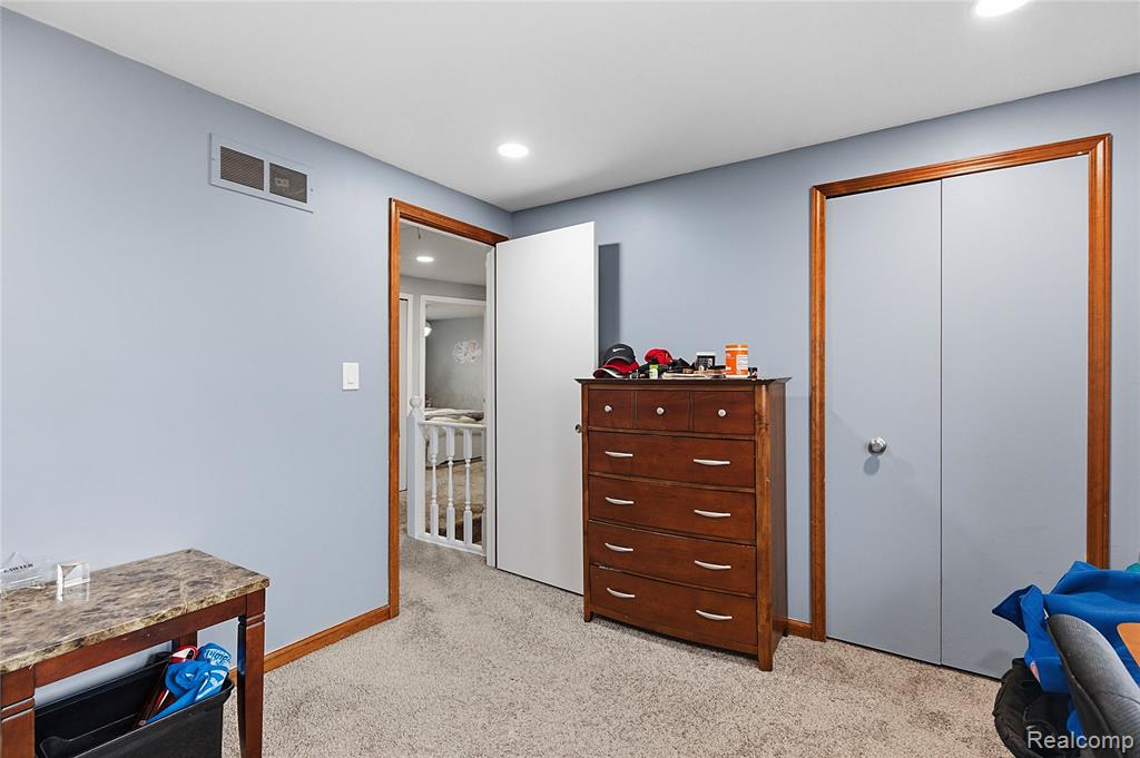 41383 Justin Drive, Clinton Twp, MI 48038 — Photo 24