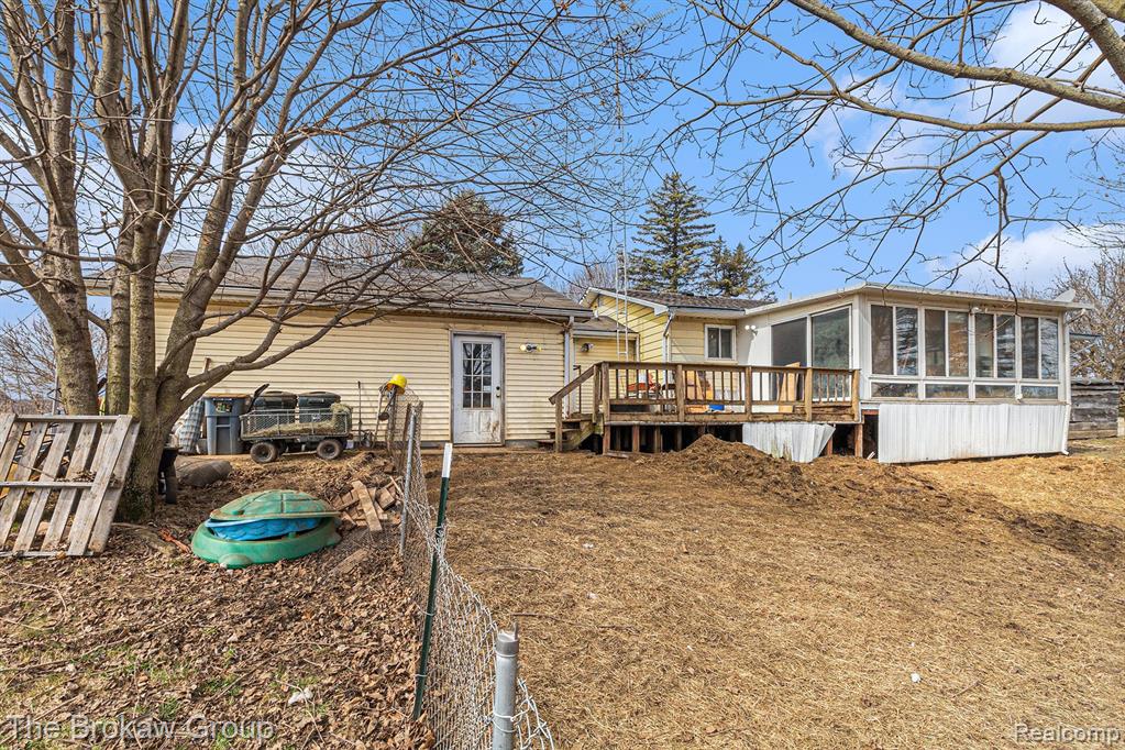 9448 WASHBURN Road, Columbiaville, MI 48421 — Photo 30