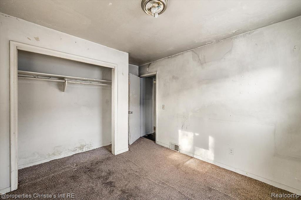 18104 Runyon Street, Detroit, MI 48234 — Photo 21
