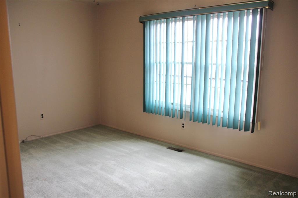 40849 Newport Drive, 215, Plymouth, MI 48170 — Photo 10