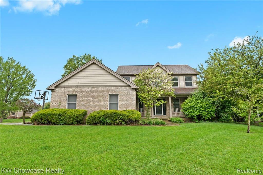 4870 LYTHAM Lane, Ann Arbor, MI 48103 — Photo 2