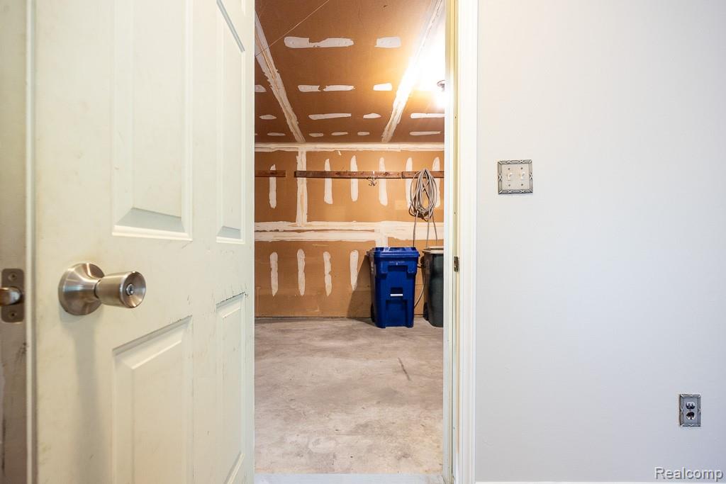 8040 Alton Street, Canton, MI 48187 — Photo 53