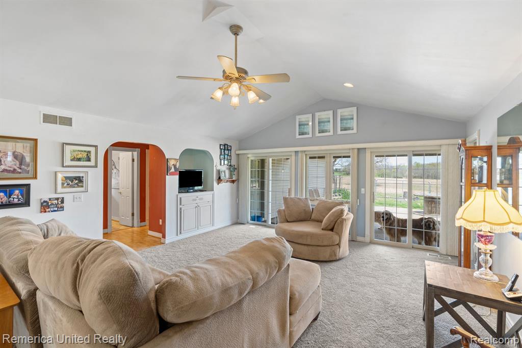 5069 BELL OAK Road, Webberville, MI 48892 — Photo 10