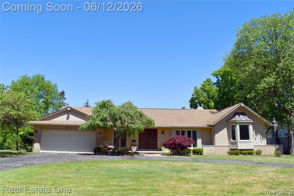 5324 Greenbriar Drive, West Bloomfield, MI 48323 — Photo 37