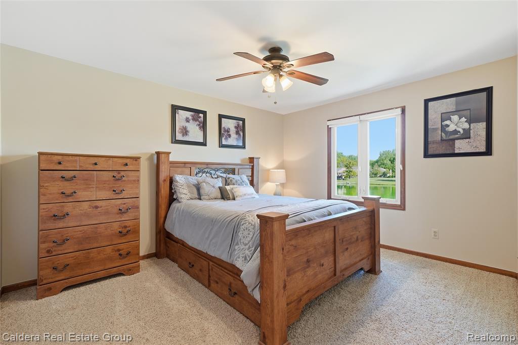 8915 Chestnut Run Drive, Utica, MI 48317 — Photo 42