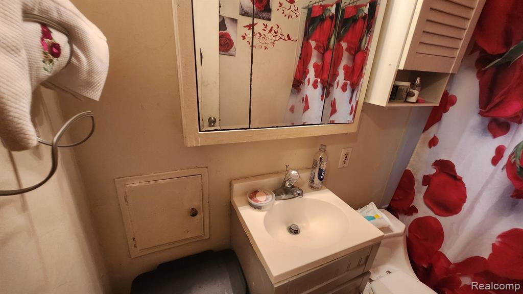 6136 FLOWERDAY Drive, Mount Morris, MI 48458 — Photo 6