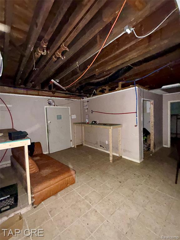 14277 MEYERS Road, Detroit, MI 48227 — Photo 14