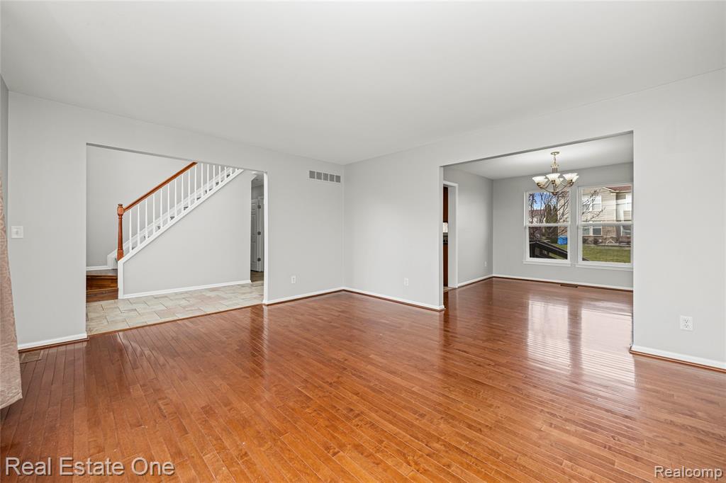 4648 Pond Run, Canton, MI 48188 — Photo 8