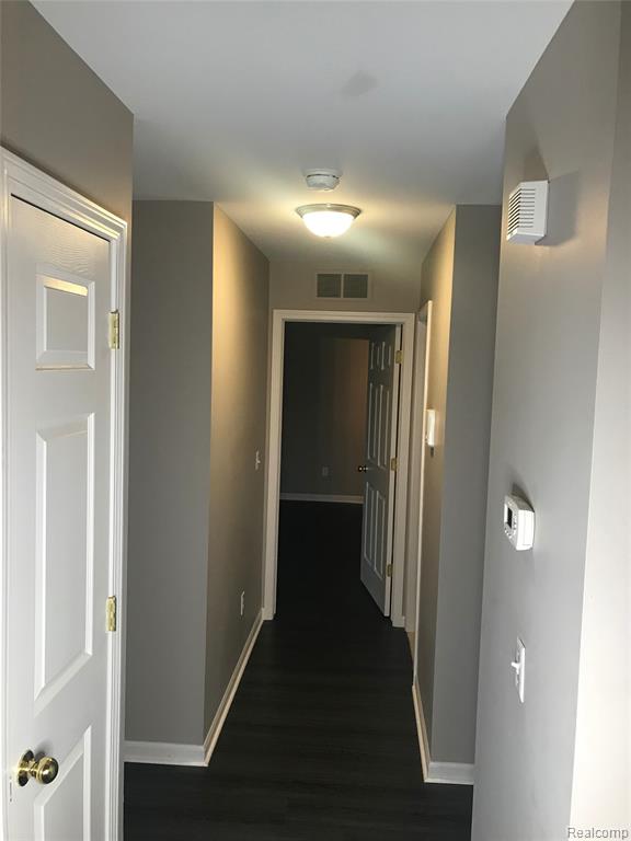 26210 Chesapeake Circle, Walled Lake, MI 48390 — Photo 12